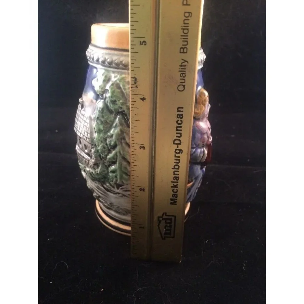 VTG German Style Beer Stein‎ Mugs Pair 5.5